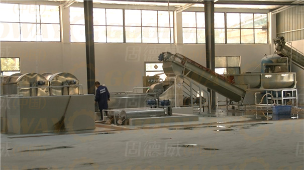 同樣都是用于紅薯淀粉加工的機器設備,為何價格相差懸殊? 同樣都是用于紅薯淀粉加工的機器設備,為何價格相差懸殊?